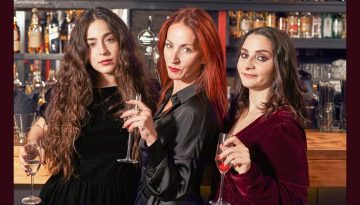 Χωρισμένες πάντα όμορφες! Γεμάτες θηλυκότητα! Γιατί η ζωή  συνεχίζει…και έχουμε ανάγκη από λάμψη!