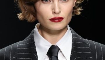 Wine Red lips: Η τάση που απογείωσε ο οίκος Dolce & Gabbana