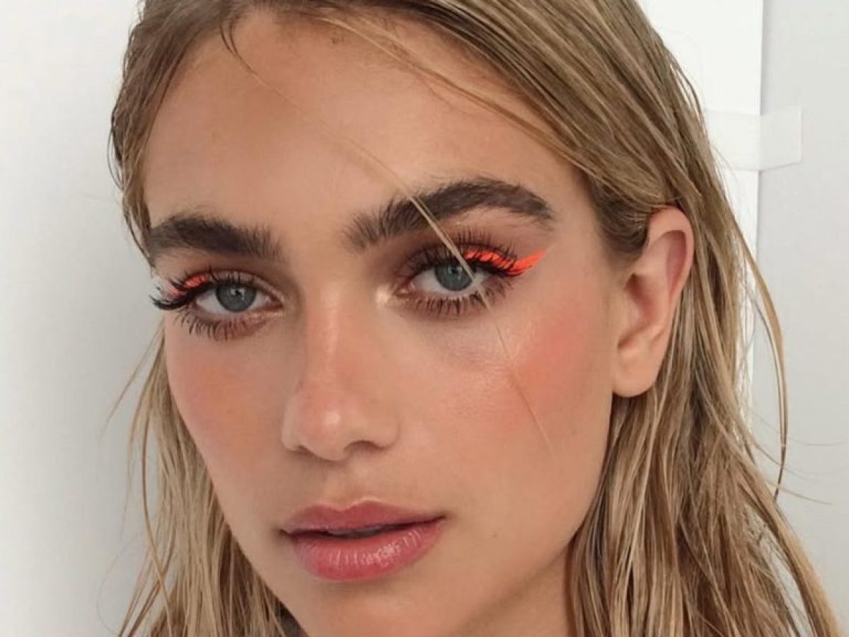 Έχετε μπλε μάτια; Αυτά είναι τα makeup looks που θα αναδείξουν το χρώμα τους