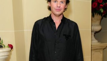 Η Mulberry αναθέτει στον Christopher Kane τη δημιουργική διεύθυνση της νέας της γυναικείας συλλογής ready-to-wear