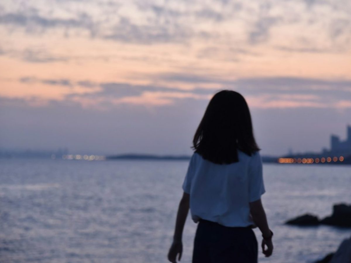 Οι άνθρωποι με αυτά τα χαρακτηριστικά είναι πιθανότερο να μείνουν μόνοι στη ζωή