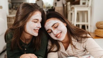Η «μάχη» των skincare brands στην Ευρώπη: Ποιοι κερδίζουν το παιχνίδι του virality;