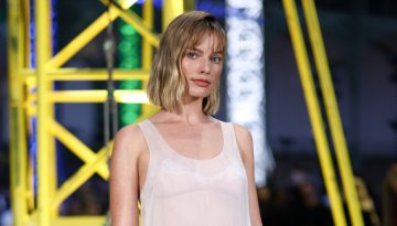 Όλοι μιλούν για τα μαλλιά της Margot Robbie, όμως οι netizens παρατήρησαν κάτι ανησυχητικό στο πρόσωπό της