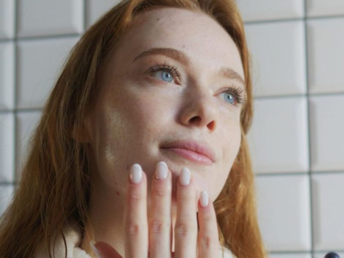 Πώς να απαλλαγείς από τους φραγμένους πόρους; 3 συστατικά που θα σου χαρίσουν λεία όψη