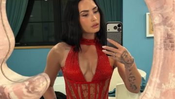 Τα diamanté outline νύχια της Demi Lovato είναι η sparkling έμπνευση που ψάχνεις