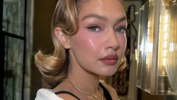 &Tau;&omicron; &laquo;Blush Stacking&raquo; &epsilon;ί&nu;&alpha;&iota; &tau;&omicron; &mu;&upsilon;&sigma;&tau;&iota;&kappa;ό &tau;&omega;&nu; celebrities &gamma;&iota;&alpha; &rho;&omicron;&upsilon;&zeta; &pi;&omicron;&upsilon; &delta;&iota;&alpha;&rho;&kappa;&epsilon;ί