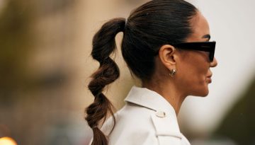 6 γρήγορες παραλλαγές της κλασικής κοτσίδας που θα λατρέψεις