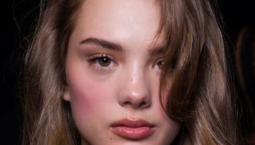 «Blurry Make-up»: Γιατί επικρατεί στις τάσεις του μακιγιάζ για το 2026