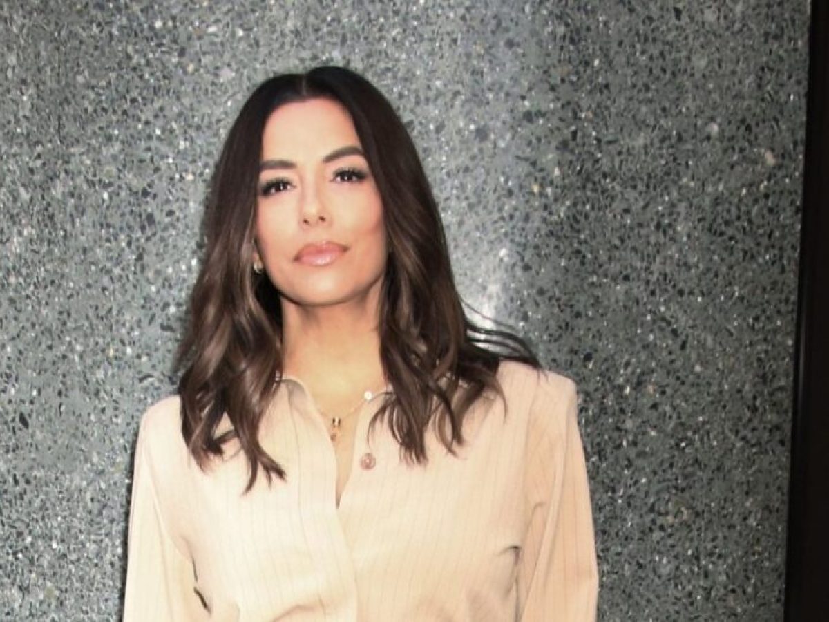 H Eva Longoria έκοψε τα μαλλιά της σε ένα τέλειο bob που θα σε εμπνεύσει
