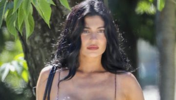 Kylie Jenner: Τα μαγιό που πήρε μαζί της στις διακοπές με τον Timothée Chalamet