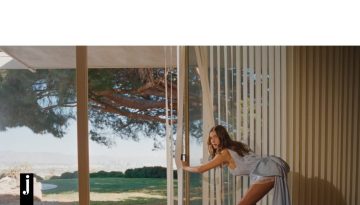 Η νέα καμπάνια του οίκου Saint Laurent, με τίτλο «Tangerine Temptation» έχει κινηματογραφική αισθητική και ’80s νοσταλγία