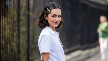 Η σωστή κίνηση που κάνουν όλες οι cool γυναίκες την άνοιξη για να φαίνονται περιποιημένες συνέχεια