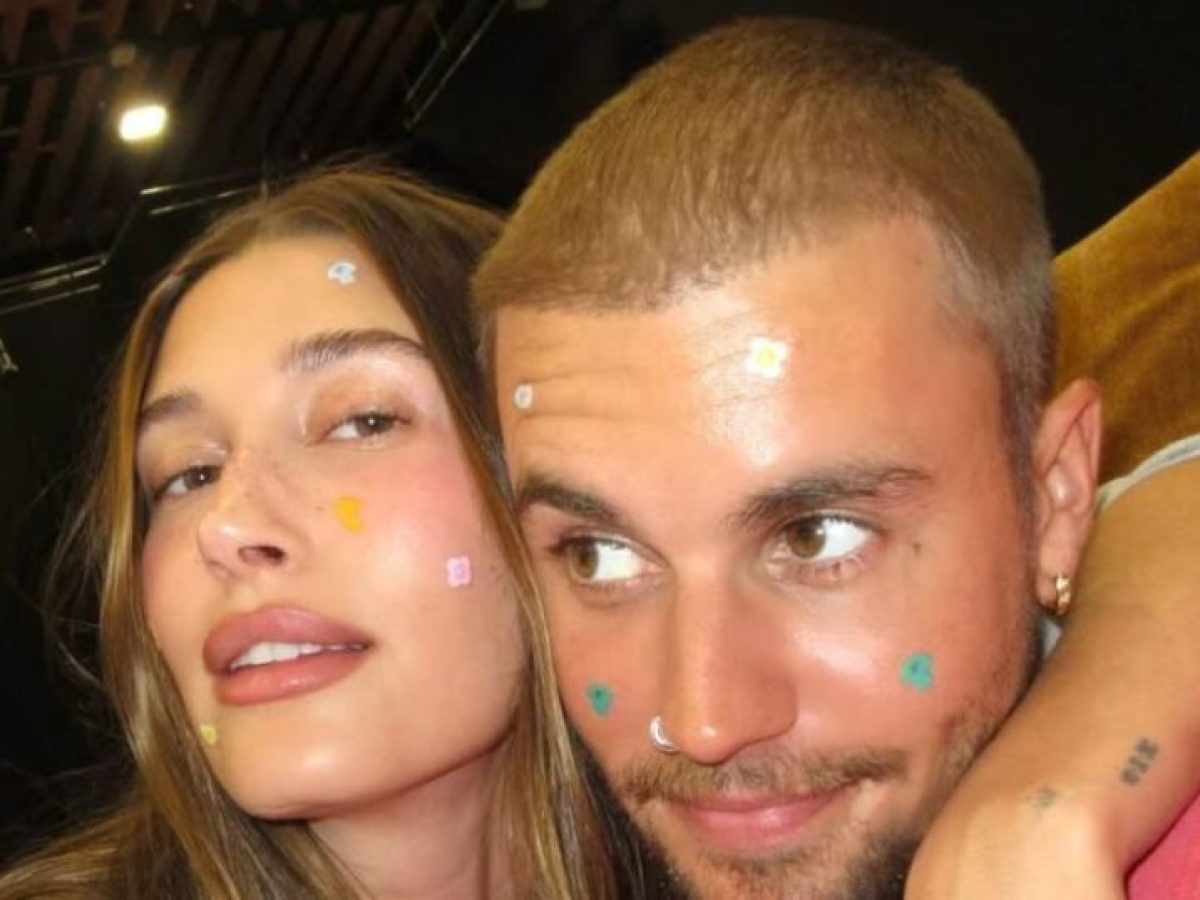 Συνεργασία – έκπληξη: Χέιλι Μπίμπερ και Τζάστιν Μπίμπερ κυκλοφορούν limited edition patches