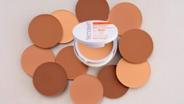 Ανακαλύψτε το Sun Protect Mattifying Make-Up Compact SPF 50 της Tecnoskin®