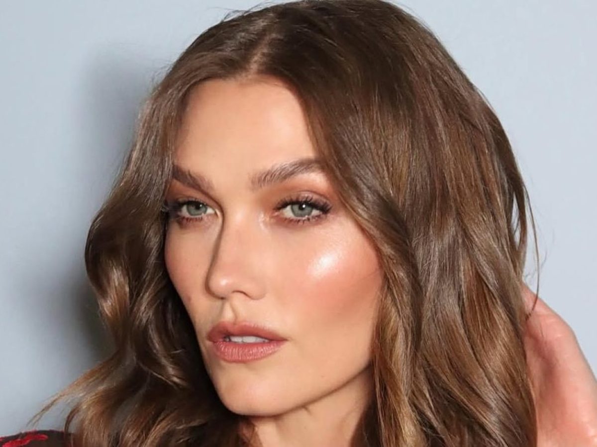 4 highlighters για τέλεια καλοκαιρινή λάμψη που θα σας ενθουσιάσουν