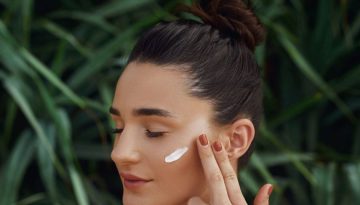 Lotion, spray ή stick; Βρες την αντηλιακή φόρμουλα που σου ταιριάζει
