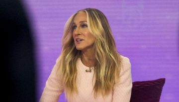 Sarah Jessica Parker: Πιο ξανθιά από ποτέ σε μια ιδιαίτερη εμφάνιση στη New York Public Library
