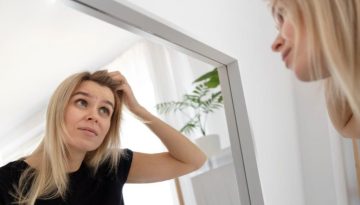 «Δεν νιώθω πια όμορφη»: Η πλευρά της μητρότητας για την οποία σχεδόν κανείς δεν μιλά