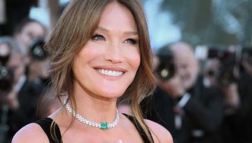 Η Carla Bruni έκανε τα φλας των φωτογράφων να πάρουν φωτιά στο Φεστιβάλ Καννών 2026