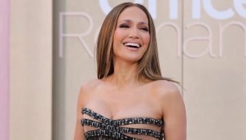 Η λεπτομέρεια στο μακιγιάζ της Jennifer Lopez που δεν περιμέναμε να δούμε