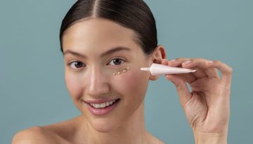 Πώς το concealer σας δεν θα σπάει ποτέ το καλοκαίρι