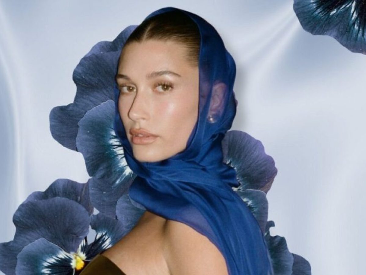 Τα μυστικά για αόρατο sculpting προσώπου από τη makeup artist της Hailey Bieber