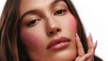 Το Jelly Blush είναι το trend που θα φέρει την καλοκαιρινή δροσιά στο μακιγιάζ σας