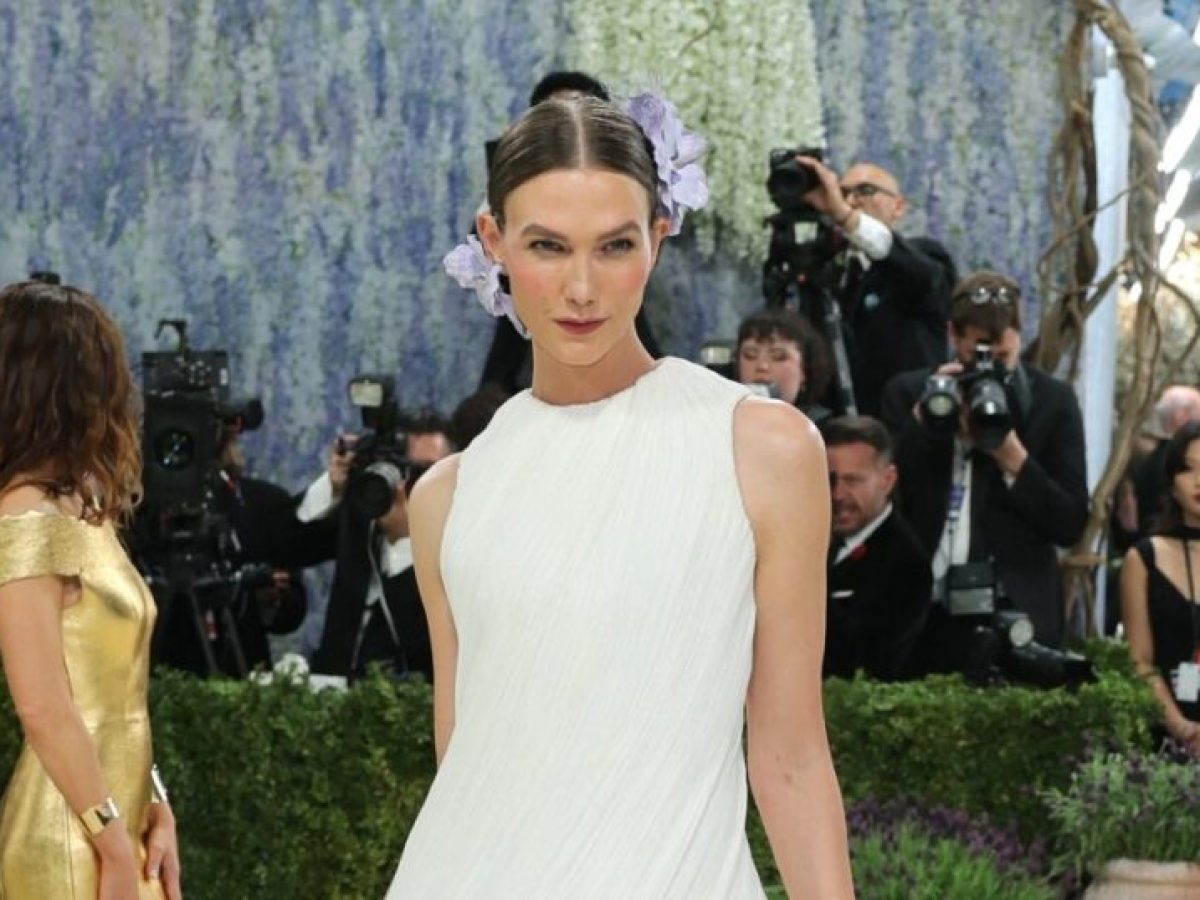 Το εξωτικό beauty look της Karlie Kloss που μπορείς να υιοθετήσεις ακόμη και στον γάμο σου