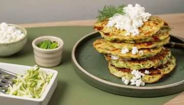 Το πιο εύκολο comfort snack: Τραγανές τηγανίτες κολοκυθιού