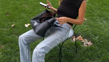 &Alpha;&rho;&nu;&omicron;ύ&mu;&alpha;&iota; &nu;&alpha; &alpha;&pi;&omicron;&chi;&omega;&rho;&iota;&sigma;&tau;ώ &tau;&alpha; &tau;&zeta;&iota;&nu; &mu;&omicron;&upsilon; &tau;&omicron; &kappa;&alpha;&lambda;&omicron;&kappa;&alpha;ί&rho;&iota;-&Delta;έ&kappa;&alpha; &epsilon;&lambda;&alpha;&phi;&rho;&iota;ά &sigma;&chi;έ&delta;&iota;&alpha; &pi;&omicron;&upsilon; &theta;&alpha; &phi;&omicron;&rho;ά&omega; &mu;έ&chi;&rho;&iota; &tau;&omicron;&nu; &Sigma;&epsilon;&pi;&tau;έ&mu;&beta;&rho;&iota;&omicron;