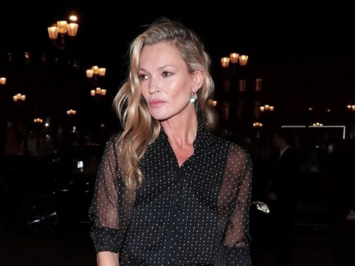 Buccal massage: Η νέα εμμονή των celebrities