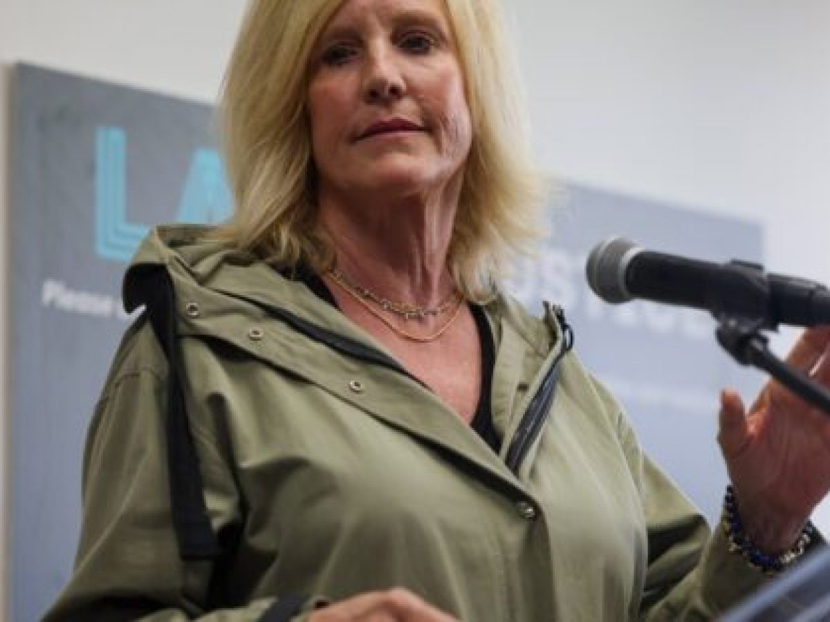 Erin Brockovich: Ο νέος στόχος της ακτιβίστριας που είχε υποδυθεί η Julia Roberts είναι τα κέντρα τεχνητής νοημοσύνης