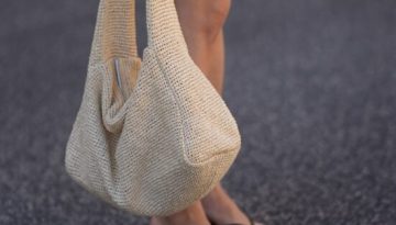 &Alpha;&nu;&tau;&alpha;&pi;ό&kappa;&rho;&iota;&sigma;&eta; &alpha;&pi;ό &mu;&iota;&alpha; fashion editor: &laquo;&Tau;&iota; &phi;&omicron;&rho;&omicron;ύ&nu; &omicron;&iota; ά&nu;&theta;&rho;&omega;&pi;&omicron;&iota; &tau;&eta;&sigmaf; &mu;ό&delta;&alpha;&sigmaf; &sigma;&tau;&eta;&nu; &Epsilon;&lambda;&lambda;ά&delta;&alpha;&raquo; &ndash; Marie Claire