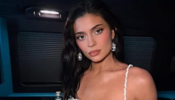 H &pi;&lambda;&epsilon;&xi;&omicron;ύ&delta;&alpha; &tau;&eta;&sigmaf; Kylie Jenner &epsilon;ί&nu;&alpha;&iota; &tau;&omicron; &alpha;&pi;ό&lambda;&upsilon;&tau;&omicron; summer inspo