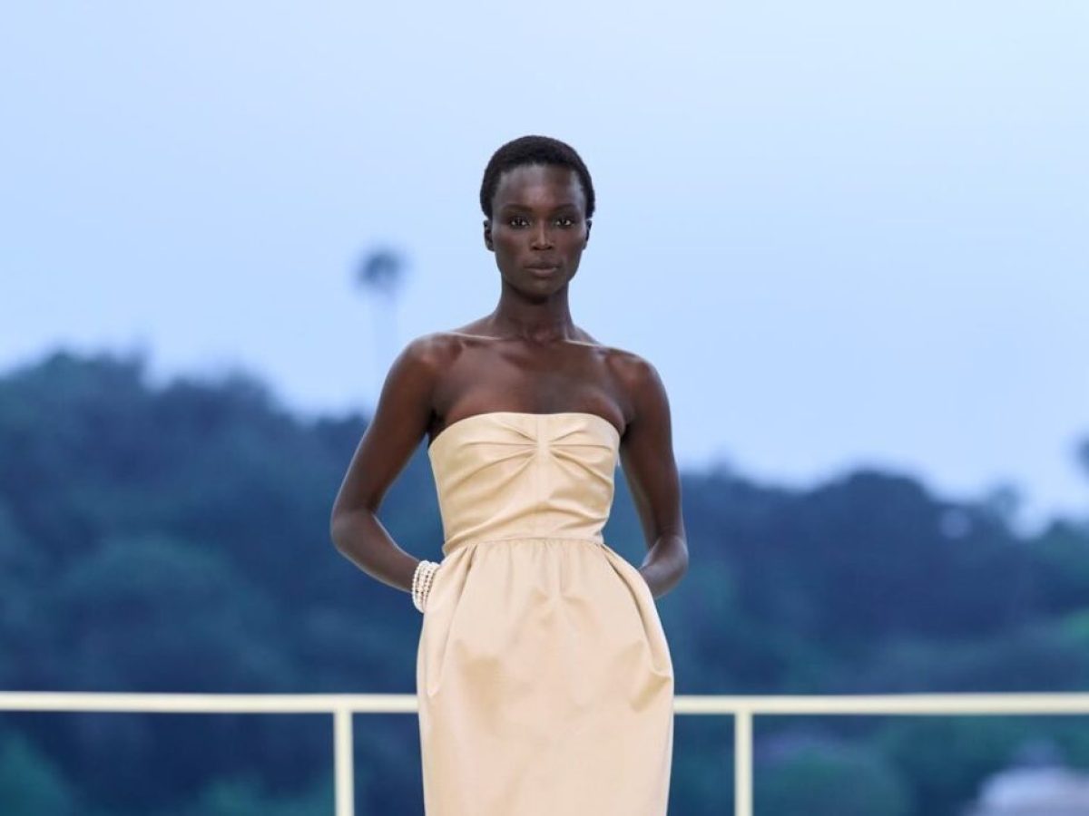 Hermès prêt-à-porter FW 2026: Χρώμα, κίνηση και ρευστή θηλυκότητα