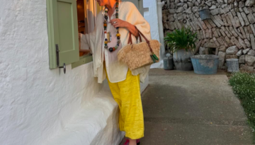 Joy-Inducing: &Tau;&alpha; &alpha;&gamma;&alpha;&pi;&eta;&mu;έ&nu;&alpha; &mu;&omicron;&upsilon; &kappa;&alpha;&lambda;&omicron;&kappa;&alpha;&iota;&rho;&iota;&nu;ά &kappa;&omicron;&mu;&mu;ά&tau;&iota;&alpha; &pi;&omicron;&upsilon; &epsilon;&kappa;&pi;έ&mu;&pi;&omicron;&upsilon;&nu; &chi;&alpha;&rho;ά&nbsp; &ndash; Marie Claire