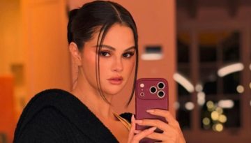Selena Gomez: &Tau;&omicron; &kappa;&alpha;&lambda;&omicron;&kappa;&alpha;&iota;&rho;&iota;&nu;ό &mu;&alpha;&kappa;&iota;&gamma;&iota;ά&zeta; &mu;&epsilon; &pi;&rho;ά&sigma;&iota;&nu;&eta; &sigma;&kappa;&iota;ά