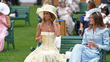Royal Ascot: &Tau;&omicron; &alpha;&rho;&iota;&sigma;&tau;&omicron;&kappa;&rho;&alpha;&tau;&iota;&kappa;ό event ό&pi;&omicron;&upsilon; &tau;&omicron; &kappa;&alpha;&pi;έ&lambda;&omicron; &epsilon;ί&nu;&alpha;&iota; &omicron; &pi;&rho;&omega;&tau;&alpha;&gamma;&omega;&nu;&iota;&sigma;&tau;ή&sigmaf; &tau;&omicron;&upsilon; outfit