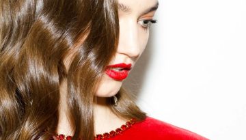 &Tau;&alpha; &lambda;ά&theta;&eta; &pi;&omicron;&upsilon; &pi;&rho;έ&pi;&epsilon;&iota; &nu;&alpha; &alpha;&pi;&omicron;&phi;ύ&gamma;&epsilon;&tau;&epsilon; &sigma;&tau;&omicron; beauty look &alpha;&nu; &epsilon;ί&sigma;&tau;&epsilon; &kappa;&alpha;&lambda;&epsilon;&sigma;&mu;έ&nu;&eta; &sigma;&epsilon; &gamma;ά&mu;&omicron; &ndash; vwoman.gr