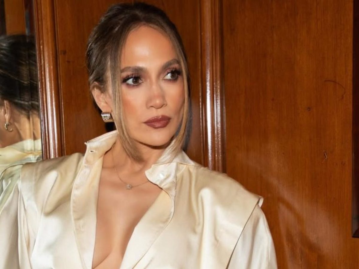 Η Jennifer Lopez μας έδωσε την πιο κομψή ιδέα μανικιούρ για το καλοκαίρι