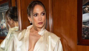 &Eta; Jennifer Lopez &mu;&alpha;&sigmaf; έ&delta;&omega;&sigma;&epsilon; &tau;&eta;&nu; &pi;&iota;&omicron; &kappa;&omicron;&mu;&psi;ή &iota;&delta;έ&alpha; &mu;&alpha;&nu;&iota;&kappa;&iota;&omicron;ύ&rho; &gamma;&iota;&alpha; &tau;&omicron; &kappa;&alpha;&lambda;&omicron;&kappa;&alpha;ί&rho;&iota;