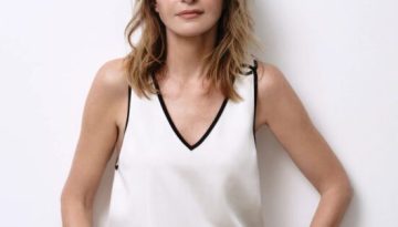 &Eta; Marie-Laure C&eacute;r&egrave;de &alpha;&nu;&alpha;&lambda;&alpha;&mu;&beta;ά&nu;&epsilon;&iota; &tau;&eta; &delta;&iota;&epsilon;ύ&theta;&upsilon;&nu;&sigma;&eta; &tau;&omicron;&upsilon; Jewellery Creation Studio &tau;&eta;&sigmaf; Chanel