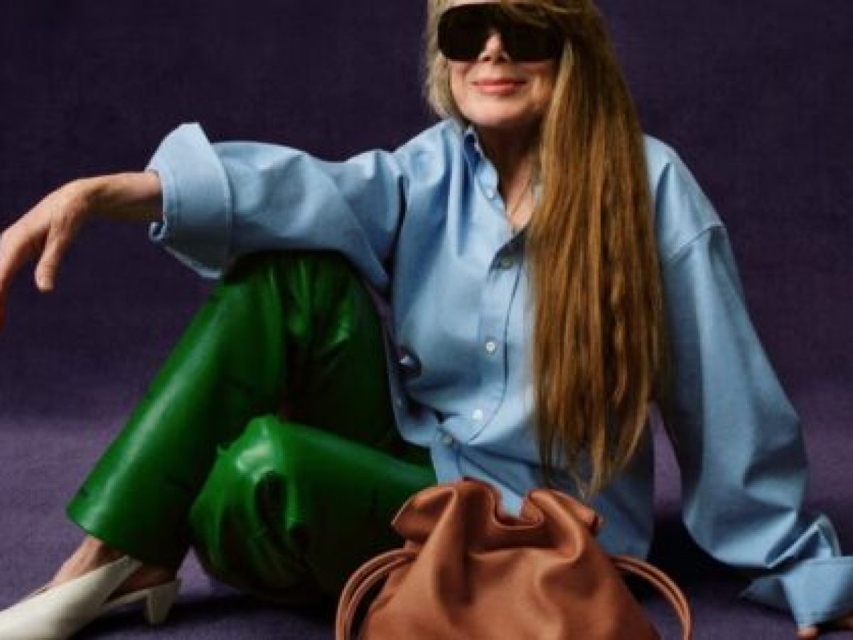 Η Sissy Spacek πρωταγωνιστεί στη νέα επετειακή καμπάνια του οίκου Loewe