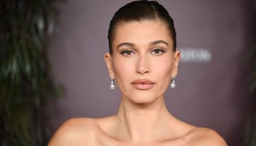 &Mu;ά&sigma;&kappa;&epsilon;&sigmaf; &lambda;ά&mu;&psi;&eta;&sigmaf;: &Tau;&omicron; &mu;&upsilon;&sigma;&tau;&iota;&kappa;ό &tau;&eta;&sigmaf; Hailey Bieber &gamma;&iota;&alpha; &epsilon;&nu;&upsilon;&delta;ά&tau;&omega;&sigma;&eta;