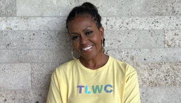 &Tau;&omicron; &nu;έ&omicron; &mu;&alpha;&nu;&iota;&kappa;&iota;&omicron;ύ&rho; &tau;&eta;&sigmaf; Michelle Obama &laquo;&phi;&omega;&nu;ά&zeta;&epsilon;&iota;&raquo; &kappa;&alpha;&lambda;&omicron;&kappa;&alpha;ί&rho;&iota;
