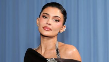 &Nu;ύ&chi;&iota;&alpha; &kappa;&alpha;&lambda;&omicron;&kappa;&alpha;ί&rho;&iota; 2026: &Tau;&omicron; &lambda;&alpha;&mu;&pi;&epsilon;&rho;ό &gamma;&alpha;&lambda;&lambda;&iota;&kappa;ό &tau;&eta;&sigmaf; Kylie Jenner