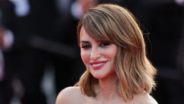 &Tau;&alpha; &mu;&upsilon;&sigma;&tau;&iota;&kappa;ά &pi;ί&sigma;&omega; &alpha;&pi;ό &tau;&omicron; &pi;&iota;&omicron; fresh undone bob &tau;&eta;&sigmaf; Penelope Cruz