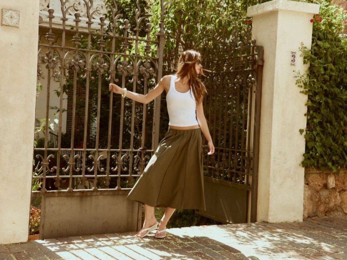 Η νέα συλλογή της Stradivarius είναι ό,τι χρειάζεστε για κομψές εμφανίσεις το καλοκαίρι – vwoman.gr