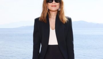 &Eta; Isabelle Huppert &mu;ό&lambda;&iota;&sigmaf; &phi;ό&rho;&epsilon;&sigma;&epsilon; &tau;&eta;&nu; &epsilon;&pi;ό&mu;&epsilon;&nu;&eta; &mu;&epsilon;&gamma;ά&lambda;&eta; &tau;ά&sigma;&eta; &sigma;&tau;&alpha; &pi;&alpha;&nu;&tau;&epsilon;&lambda;ό&nu;&iota;&alpha; &ndash; Marie Claire