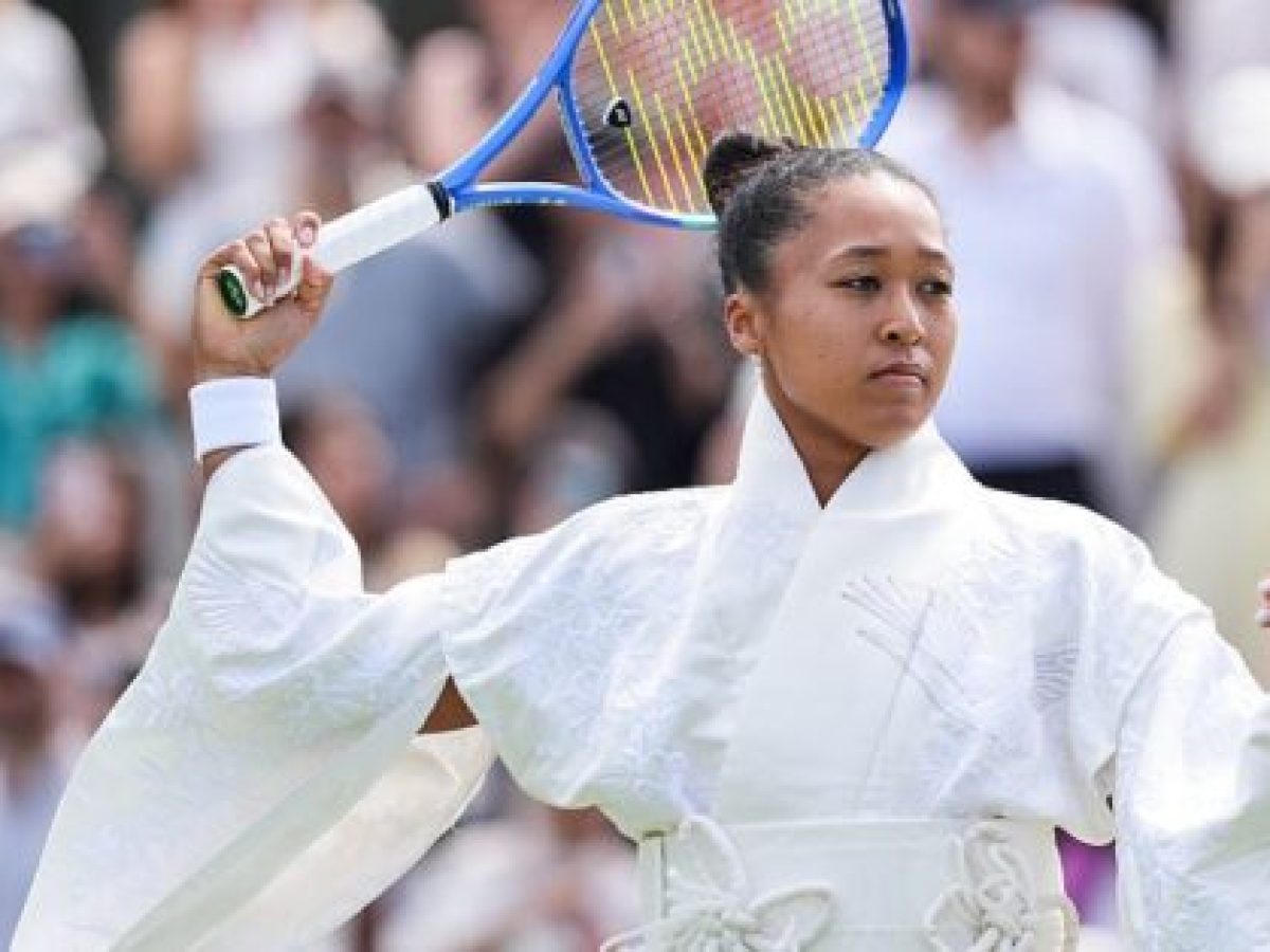 Η Naomi Osaka τίμησε τις ιαπωνικές της ρίζες στο Wimbledon με ένα εντυπωσιακό λευκό κιμονό – Marie Claire